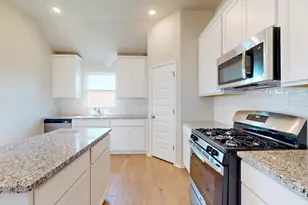 4505 Beacon Bay Dr, Austin, TX 78747 - Photo 9