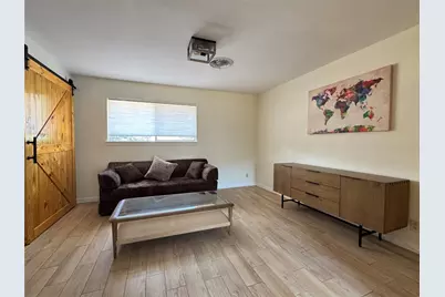 6817 Miranda Drive, Austin, TX 78752 - Photo 3