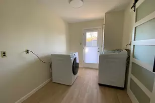 6817 Miranda Dr, Austin, TX 78752 - Photo 9