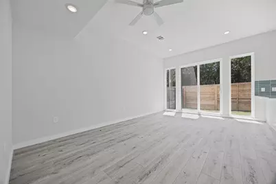 2000 Riverside Farms Road #5102, Austin, TX 78741 - Photo 9