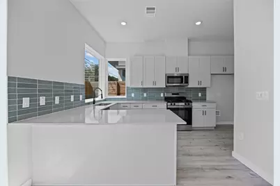 2000 Riverside Farms Road #5102, Austin, TX 78741 - Photo 1