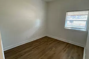 706 W Lockhart St, Kyle, TX 78640 - Photo 11