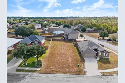 406 Gettysburg Loop, Elgin, TX 78621 - Photo 3