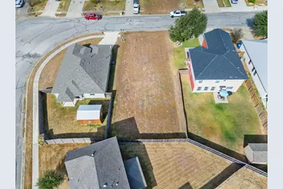 406 Gettysburg Loop, Elgin, TX 78621 - Photo 5