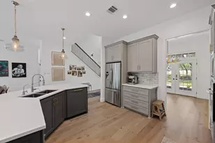 140 Vincas Shadow Ct, Driftwood, TX 78619 - Photo 11