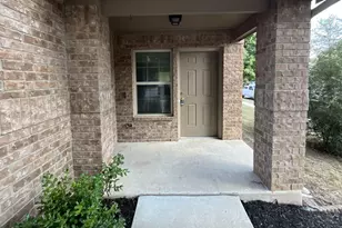 6901 Crestone Rd, Austin, TX 78744 - Photo 3