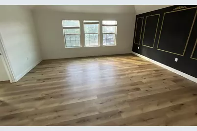 6901 Crestone Road, Austin, TX 78744 - Photo 9