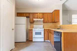 6201 Berkett Cove, Austin, TX 78745 - Photo 11