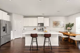 4701 Star Jasmine Dr, Austin, TX 78723 - Photo 5