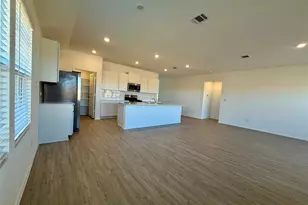 160 Sky Meadows Cir, San Marcos, TX 78666 - Photo 17