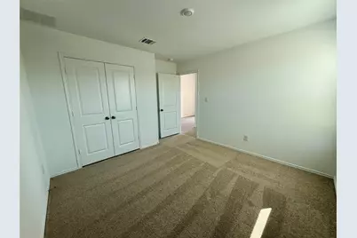 160 Sky Meadows Circle, San Marcos, TX 78666 - Photo 9