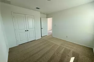 160 Sky Meadows Cir, San Marcos, TX 78666 - Photo 9
