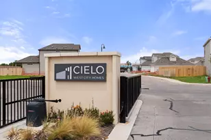 17412 Torneo Dr, Round Rock, TX 78664 - Photo 23