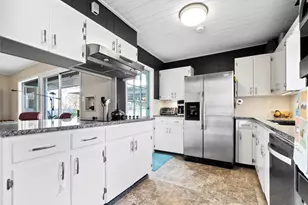 204 Taylor Rd, Elgin, TX 78621 - Photo 7