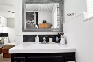 204 Taylor Rd, Elgin, TX 78621 - Photo 21