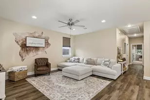 904 Central Blvd, Bertram, TX 78605 - Photo 5