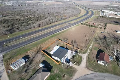 000 W. Carlos G. Parker Blvd., Taylor, TX 76574 - Photo 5