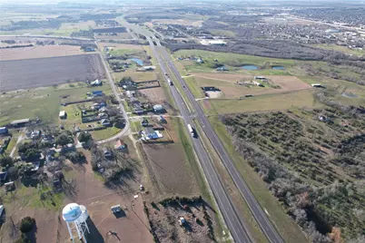 000 W. Carlos G. Parker Blvd., Taylor, TX 76574 - Photo 3