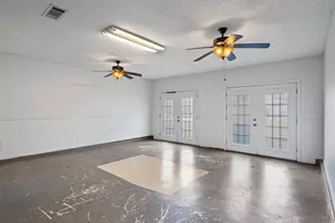 1402 Gulf Way, Round Rock, TX 78665 - Photo 17