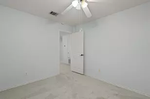 1402 Gulf Way, Round Rock, TX 78665 - Photo 25