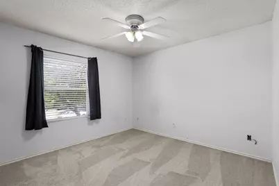 1402 Gulf Way, Round Rock, TX 78665 - Photo 27