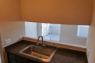 12166 Metric Blvd, Austin, TX 78758 - Photo 11