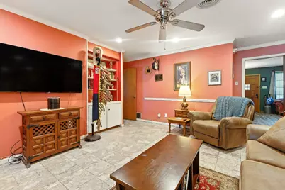 606 E Liberty Avenue E, Round Rock, TX 78664 - Photo 7