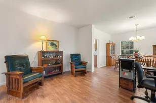 301 Crystal Meadows Dr, Kyle, TX 78640 - Photo 25