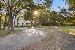 301 Crystal Meadows Dr, Kyle, TX 78640 - Photo 3