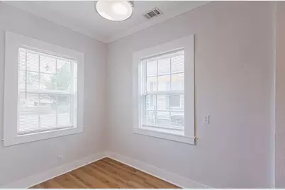 912 W Lynwood Avenue, San Antonio, TX 78201 - Photo 7