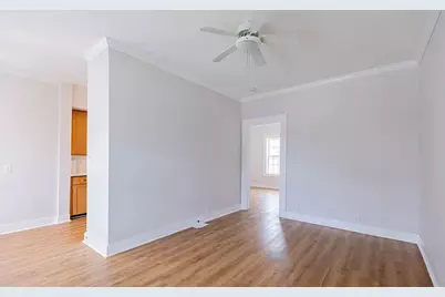 912 W Lynwood Avenue, San Antonio, TX 78201 - Photo 3