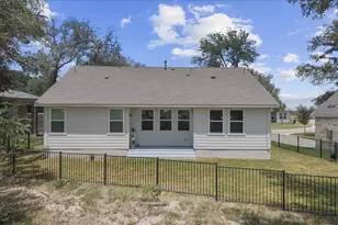 242 Reveille Dr, Kyle, TX 78640 - Photo 29
