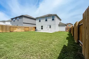 128 Maywood Ln, Jarrell, TX 76537 - Photo 21