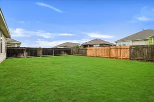 117 Falkland St, Hutto, TX 78634 - Photo 29