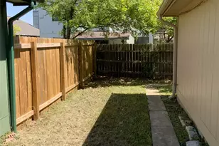 12807 Widge Dr, Austin, TX 78727 - Photo 23