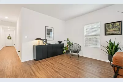 117 Badillo Way, Bastrop, TX 78602 - Photo 9