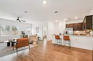 117 Badillo Wy, Bastrop, TX 78602 - Photo 11