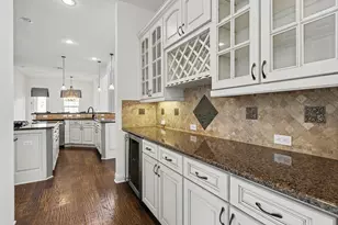 121 Burgess Ln, Austin, TX 78738 - Photo 7