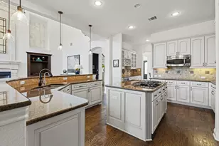 121 Burgess Ln, Austin, TX 78738 - Photo 3