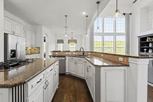 121 Burgess Ln, Austin, TX 78738 - Photo 5