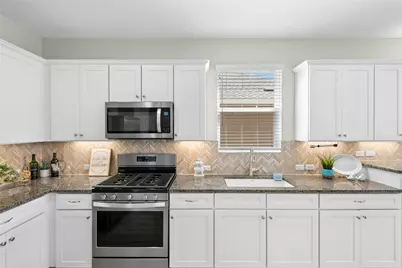 300 Hanging Star Lane, Georgetown, TX 78633 - Photo 11