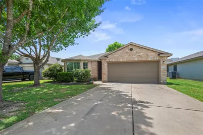 303 Liberty Street, Hutto, TX 78634 - Photo 21