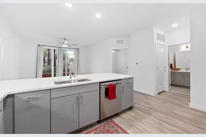 4801 Springdale Drive #2010, Austin, TX 78723 - Photo 7