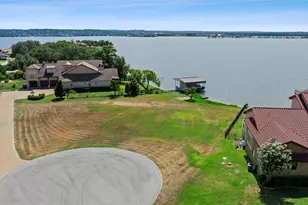 207 Wilderness Dr E, Marble Falls, TX 78654 - Photo 13