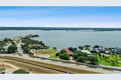 207 Wilderness Drive E, Marble Falls, TX 78654 - Photo 11