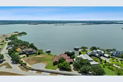 207 Wilderness Drive E, Marble Falls, TX 78654 - Photo 19