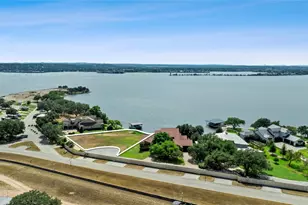 207 Wilderness Dr E, Marble Falls, TX 78654 - Photo 11