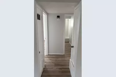 604 W 4th Street, Taylor, TX 76574 - Photo 5