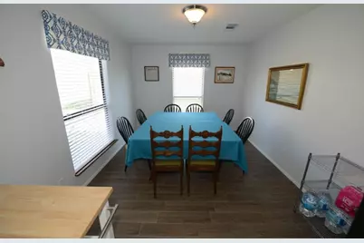 746 E Island Drive, Bluffton, TX 78607 - Photo 17