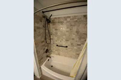 746 E Island Drive, Bluffton, TX 78607 - Photo 23